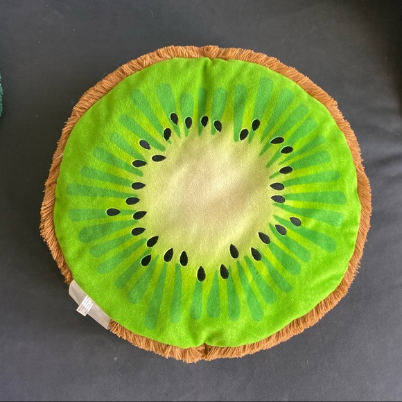 squishable kiwi